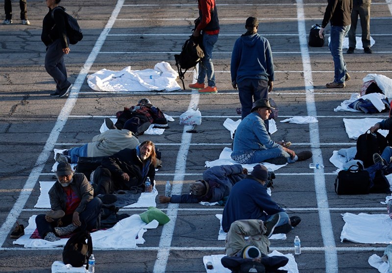 اقتصاددان آمریکایی: تعداد بی‌خانمان‌ها در آمریکا بیش از ۸۰۰ هزار نفر افزایش می‌یابد