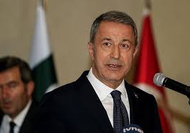 وزیر دفاع ترکیه: امارات از سازمان‌های تروریستی که با ترکیه دشمن هستند، حمایت می‌کند