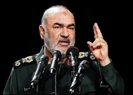 سرلشکر سلامی: آتش خشم و انتقام ملت ایران اردوگاه شیطان را به سزای اعمال ننگین خود خواهد رساند