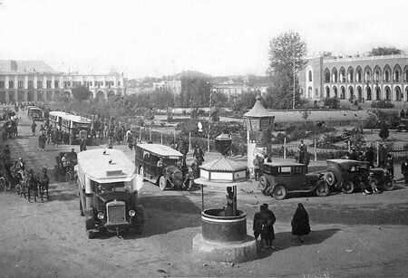 عکسی نایاب از میدان توپخانه در زمان قاجار