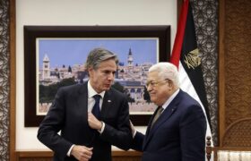 خط و نشان محمود عباس برای آمریکا و اسرائیل/ پرونده جنایات تل‌آویو به بلینکن تحویل شد