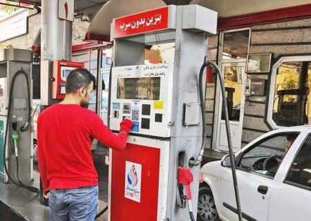 اختلال در برخی پمپ بنزین‌های تهران | پای هک در میان است؟