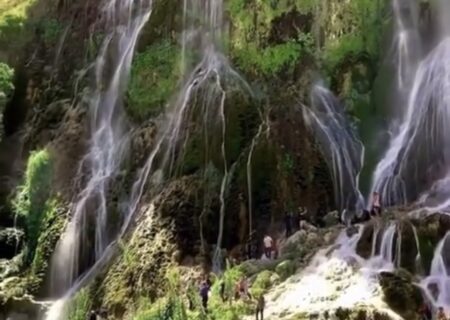 آبشار بی نظیر و تماشایی بیشه در لرستان
