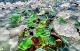 ساحل استکلیاشا ساحل شیشه ای روسیه+تصاویر