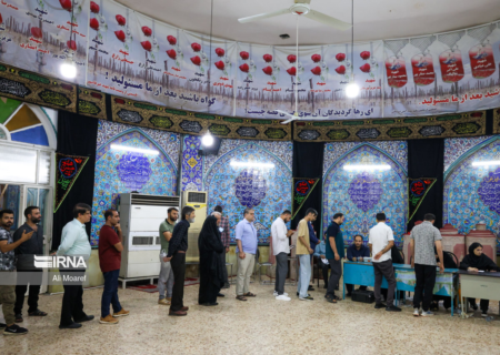 شمارش آرا با پایان رای گیری در برخی شعب خوزستان آغاز شد/ رای گیری تا آخرین نفر حاضر در شعب