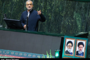 پزشکیان: صداقت و پاکی از ویژگی‌های بارز شهدای خدمت بود