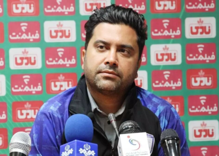 اخباری: تمام راه‌های نفوذ استقلال را بستیم؛ بازی خاص و خوبی نبود