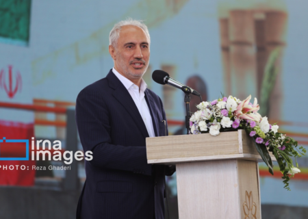 همه منابع ارزی باید در اختیار بانک مرکزی باشد