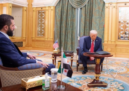 رسانه عبری: وقتی ترامپ با رهبر یک گروه تروریستی دیدار می‌کند