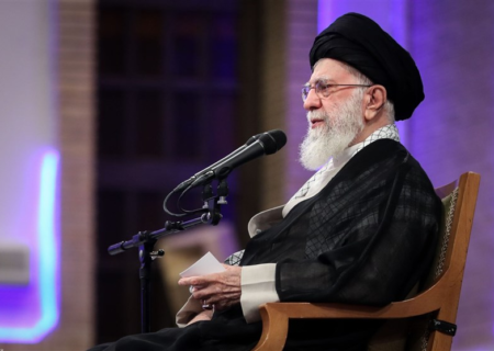 امام خامنه‌ای: گمان نمی‌کنیم مذاکرات با آمریکا به نتیجه برسد