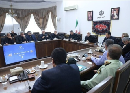 تاکید عارف بر تدوین یک برنامه جدی کوتاه مدت در حوزه امنیت سایبری