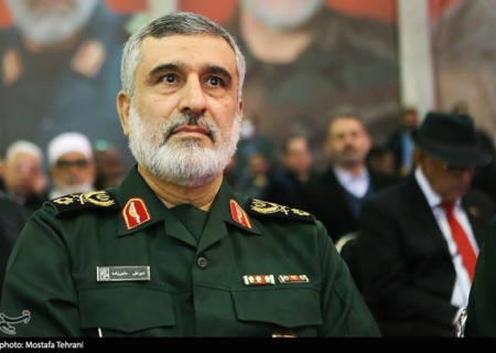 می‌گفت برای پاسداری از زمین باید فرمانروای آسمان‌ها بود