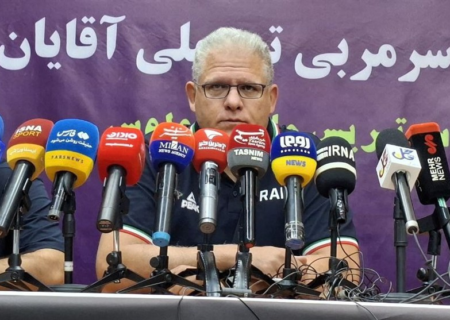 مانولوپولوس: هیچ بازیکن و ستاره‌ای بزرگ‌تر از «تیم» نیست/ تا ۲۰۲۶ قرارداد دارم