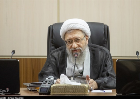 انتقاد آملی‌لاریجانی از تداوم کمک‌ برخی کشورهای اسلامی به رژیم صهیونیستی