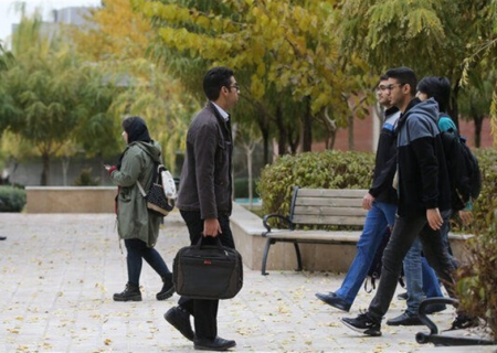 دانشجویان از سال تحصیلی جدید رفاه کارت می‌گیرند