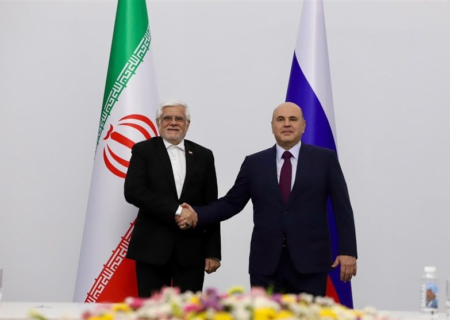 عارف: راهبرد ایران عدم دخالت نیروهای خارجی به‌ویژه در ژئوپلوتیک منطقه است