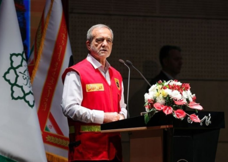 پزشکیان: به زانو در آوردن ملت ایران یک خواب و خیال است