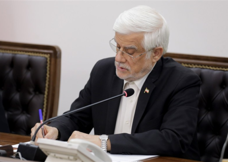 عارف: آتش‌نشانان ستون‌های استوار انسجام اجتماعی هستند