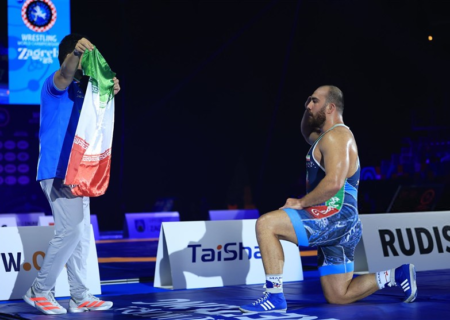 پزشکیان قهرمانی تیم ملی کشتی آزاد را تبریک گفت