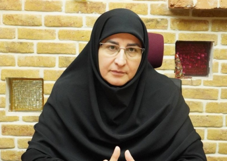 نقش محوری مدرسه و معلمان در برنامه درسی مدرسه‌ای