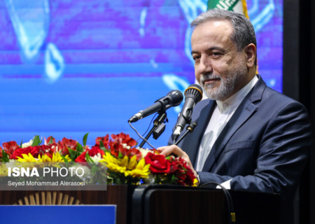 عراقچی: هر کالای ما باید دیپلماسی خود را داشته باشد / مرزی که از آن کالا و مسافر رد شود تروریست رد نمی‌شود