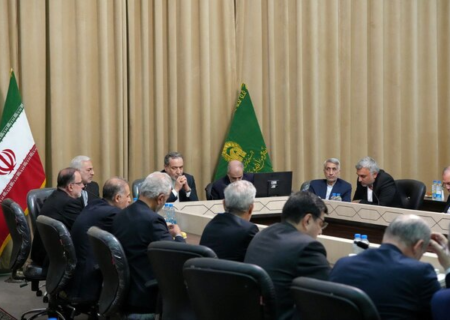 تاکید عراقچی بر  نقش تسهیل‌گری و راهگشایی وزارت خارجه در روابط اقتصادی خارجی کشور