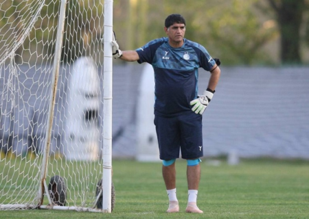 حضور بهزاد غلامپور در تمرینات استقلال بدون امضای قرارداد!