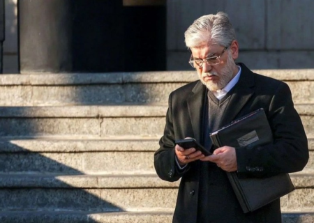 ابراز همدردی وزیرعلوم با خانواده دانشجوی متوفی حادثه دانشگاه تهران