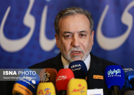 عراقچی: دیپلماسی زیر آتش جنگ هم برقرار بوده اما مذاکره با قُلدری متفاوت است