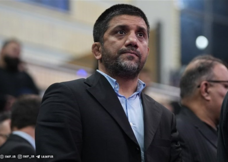 درخواست مجلس از پزشکیان برای اهدای نشان خدمت به دبیر