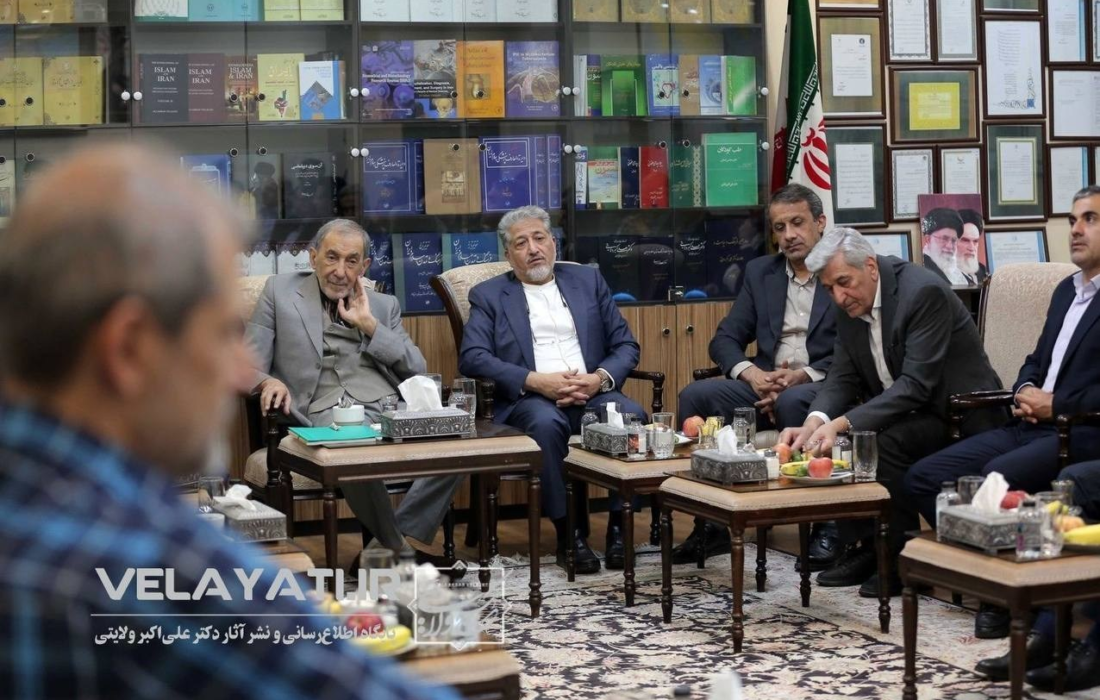 ولایتی: پرکردن خلا علوم انسانی وظیفه دانشگاه آزاد است