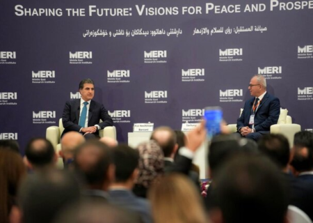 بارزانی: پس از دیدار با آیت‌الله خامنه‌ای کیفیت روابط ایران و اقلیم کُردستان بهبود یافت