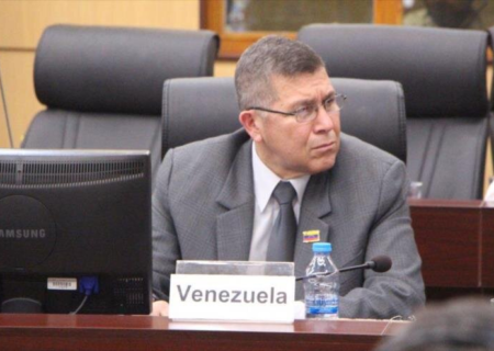 سفیر ونزوئلا در تهران: ماچادو جایزه جنگ گرفت نه صلح