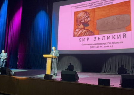 کنایه سفیر ایران در روسیه به کوروش نامیدن «ترامپ»