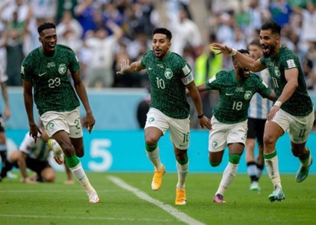 عربستان با یک مساوی به جام جهانی رسید/ عراق حریف امارات در پلی‌آف شد