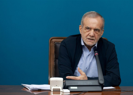 پزشکیان: مسجد و امامان جماعت باید طبیب روحانی افراد باشند