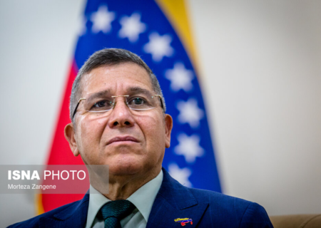 رفتار آمریکا هالیوودی است/ آماده دفاع هستیم/ هواپیماهای حامل مواد مخدر را ساقط کرده‌ایم