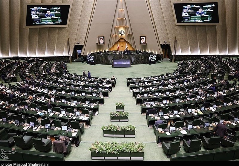 استفاده از صندوق رأی مخفی الکترونیکی در صحن مجلس جایگزین رأی‌گیری با ورقه می‌شود