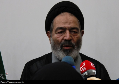 انتظار ۹۰۰ هزار ایرانی برای تشرف به حج تمتع/ کاهش هزینه عمره به ‌۶۴ میلیون ‌