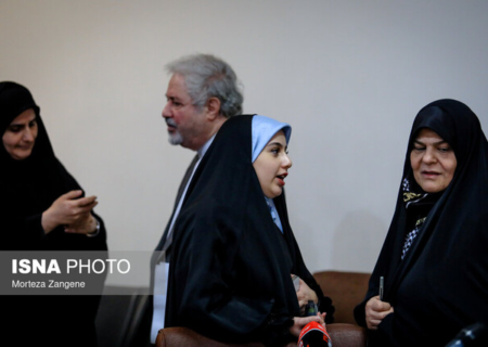 حکیمی: انگلیس و آمریکا بزرگ‌ترین مانع تحقق صلح پایدار در جهان هستند