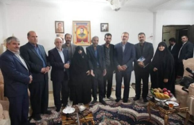 روایتگری زندگی شهدا زمینه‌ای برای گسترش ترویج فرهنگ ایثار و شهادت