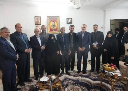 روایتگری زندگی شهدا زمینه‌ای برای گسترش ترویج فرهنگ ایثار و شهادت