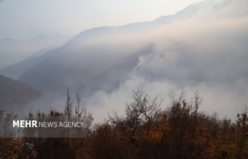 هلال احمر تا پایان اطفای حریق جنگل‌های چالوس در میدان حضور دارد