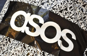 هوش مصنوعی برای مشتریان یک برند لباس ست می‌کند