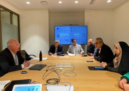 تمامی اقوام و مذاهب ایران تحت لوای هویتی ملی منسجم و متحد هستند