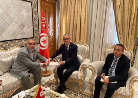 ابلاغ پیام عراقچی به وزارت خارجه تونس