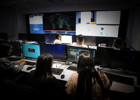 وال‌استریت ژورنال: اسرائیل به طرز شرم‌آوری مقابل نفوذ سایبری ایران آسیب‌پذیر است