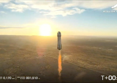 یک زن معلول تا فضا رفت و برگشت