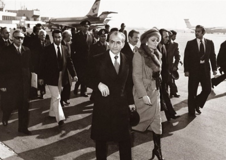 از هویدا تا بختیار؛ روایت بن‌بست شاه در واپسین ماه‌های سلطنت