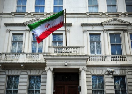 انتقاد شدید عراقچی از قصور دولت انگلیس در حفاظت از امنیت سفارت ایران